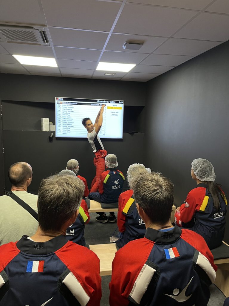 ifly aix marseille chute libre indoor simulateur de vol briefing avant le vol